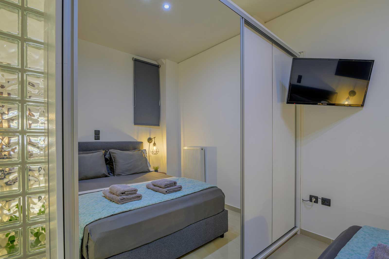 Kalafatis Downtown Apartment