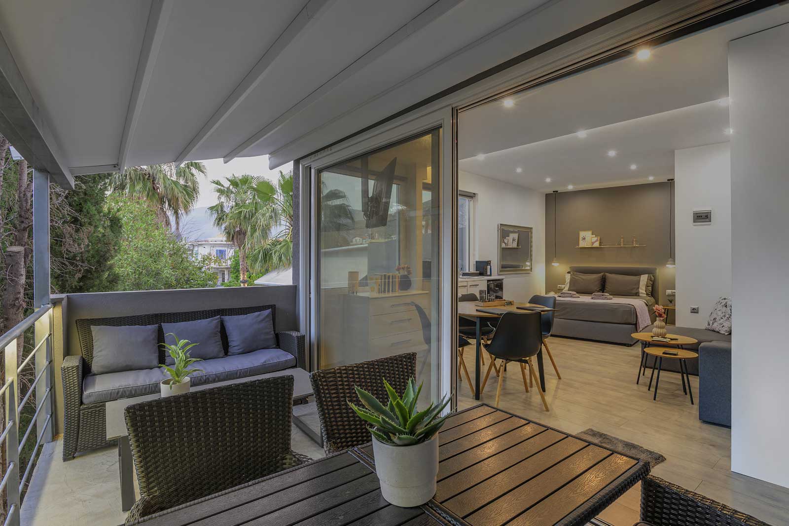 Kalafatis Seaside Apartments Beach Home 2